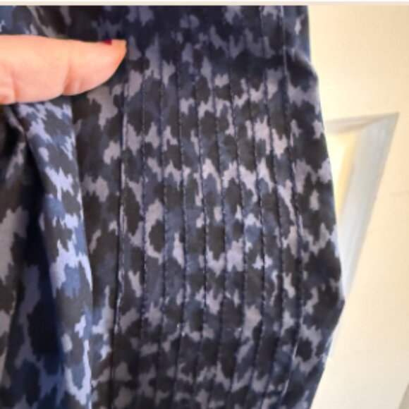 Athleta Avenue Printed Wide Leg Pant - 12T - Picture 6 of 8